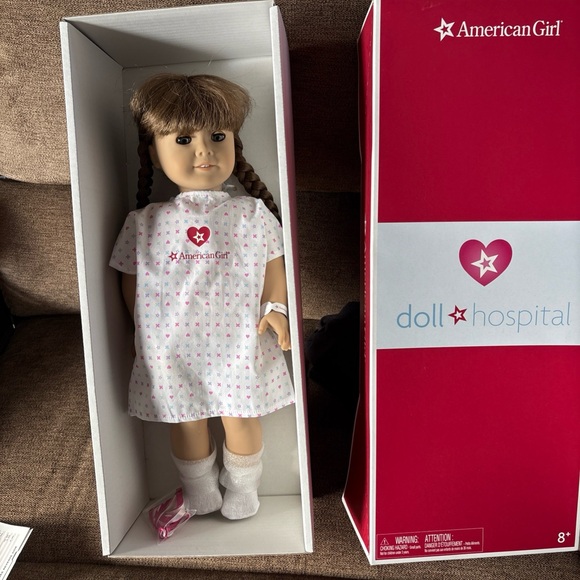 Pleasant Company Other - American girl Doll Molly, Pleasant company. Fresh from hospital